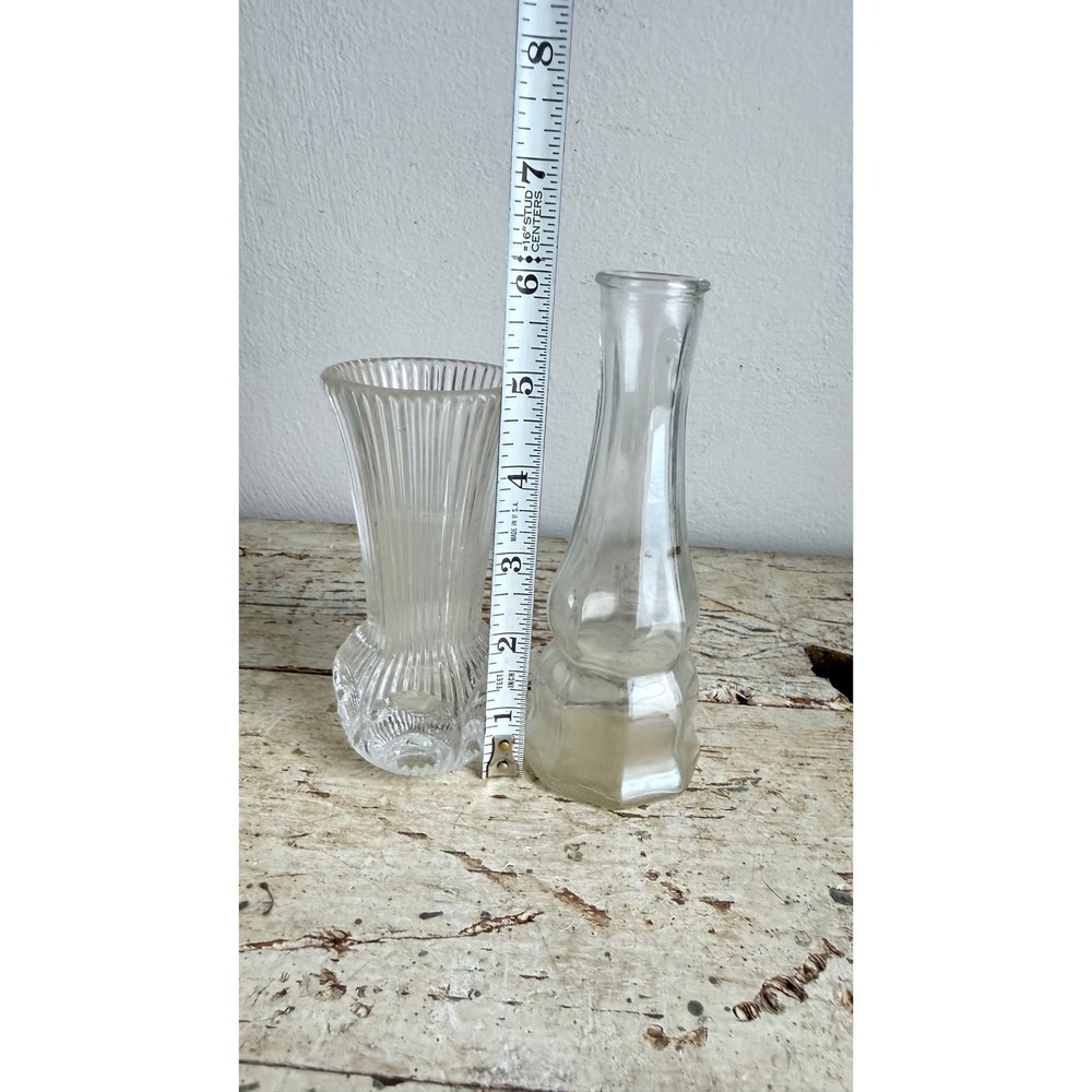Vintage Clear Glass Bud Vase Set of 2 Ribbed Paneled Mismatched CSGA - Picture 6 of 8